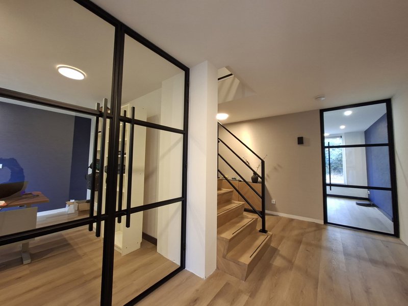 Project Ndoors Deuren/leuningen